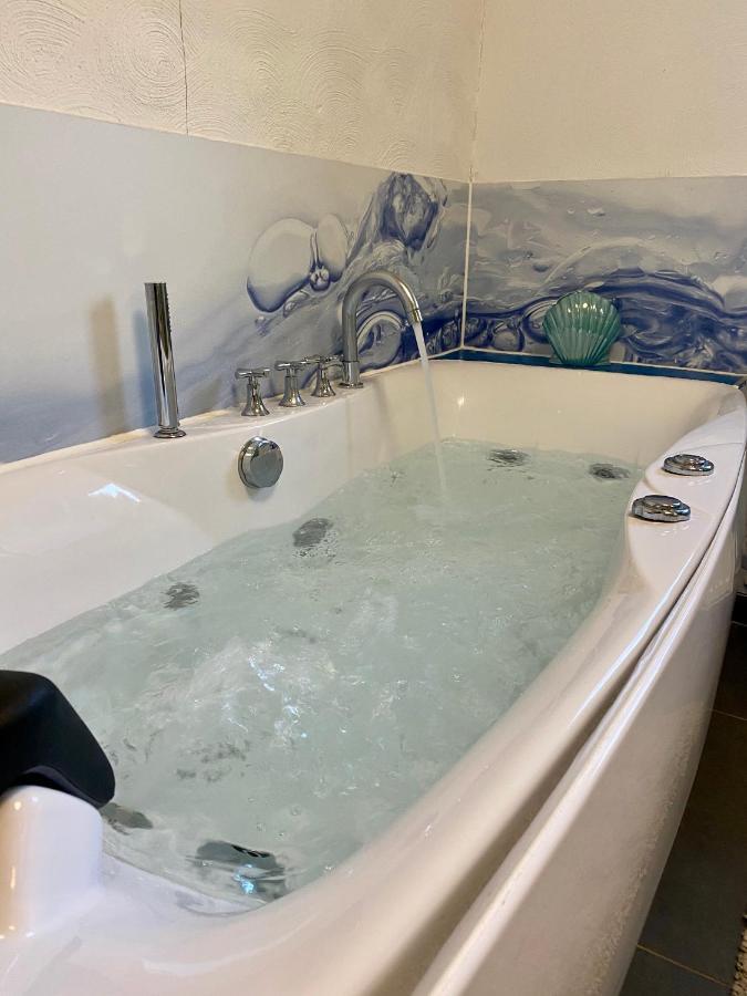Eifelstein, Apartment mit Whirlpool und Ofen Dahlem  Exterior foto